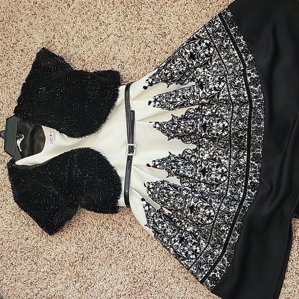 Black and white formal dress - Picture 2 of 13